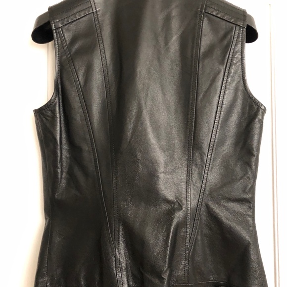 Smooth lamb leather Vest - Picture 3 of 3